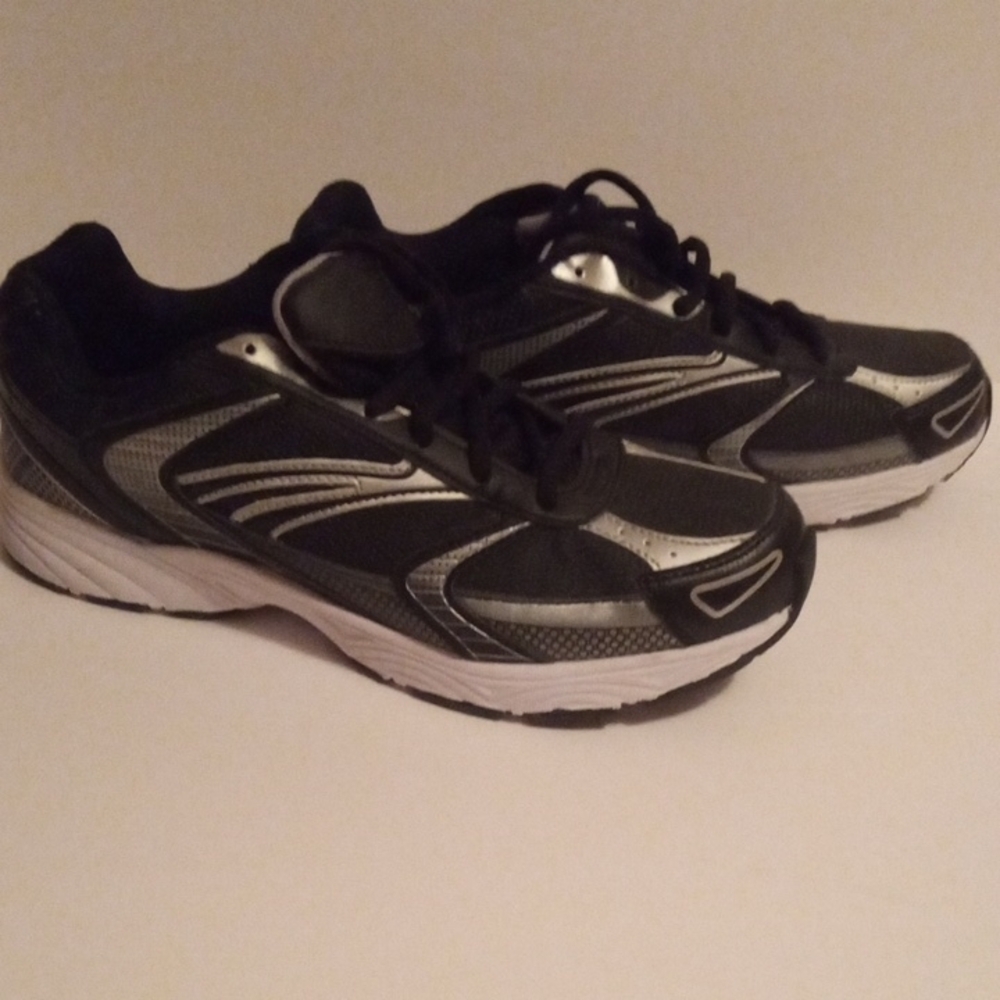 Men's Black and Silver Athletic Shoes